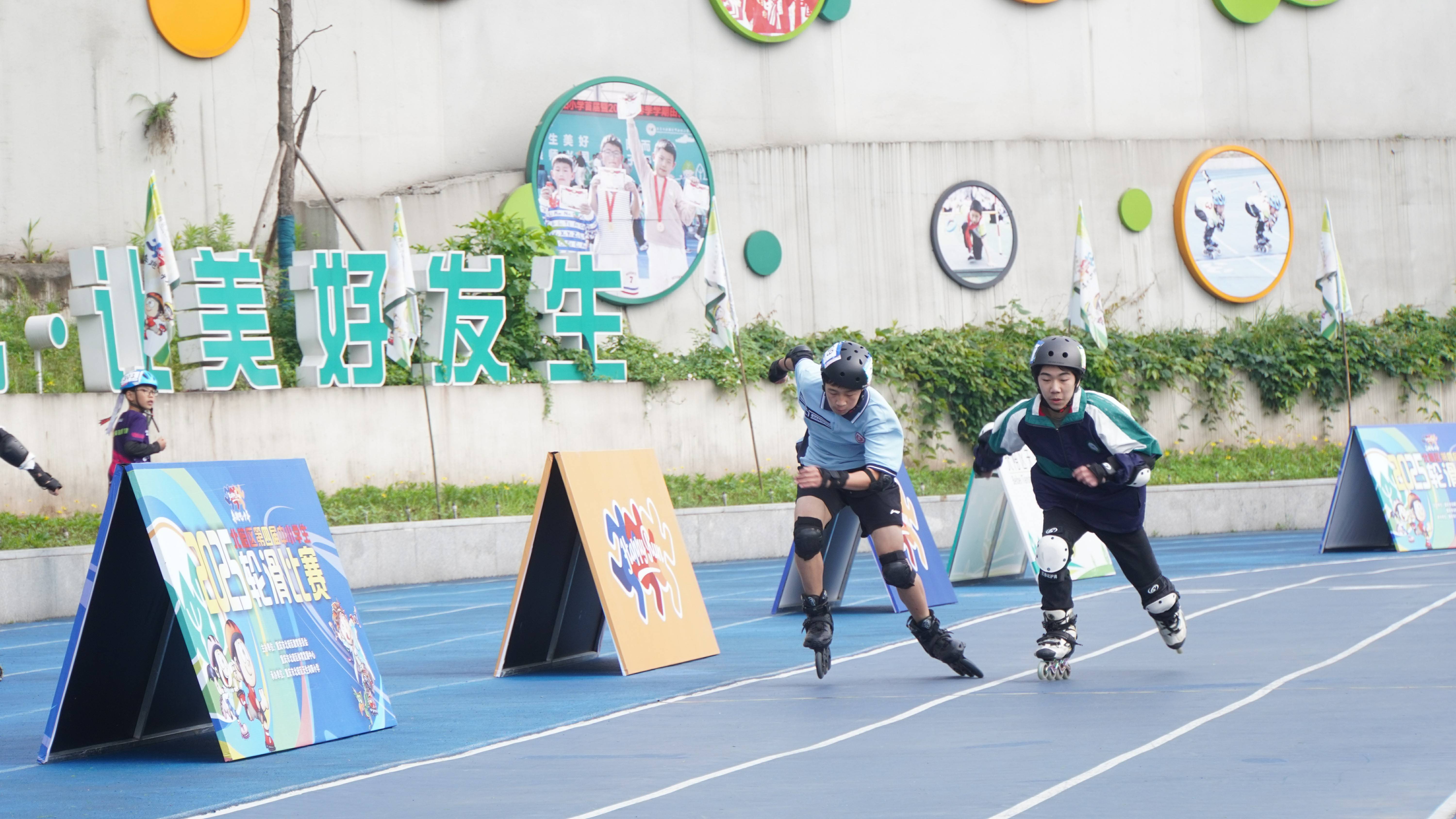 精彩比赛吸引大批观众关注，赛事声势浩大